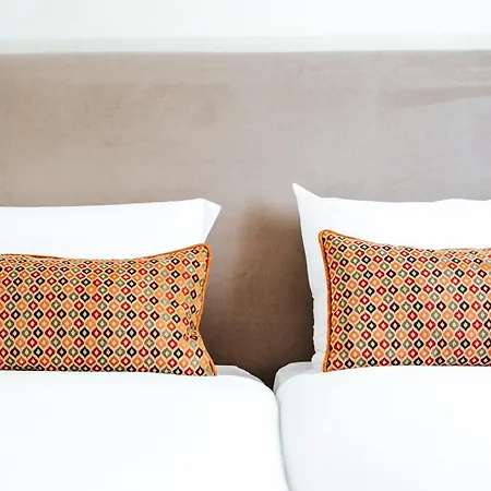 Casa Aguarelas - Apartamento *