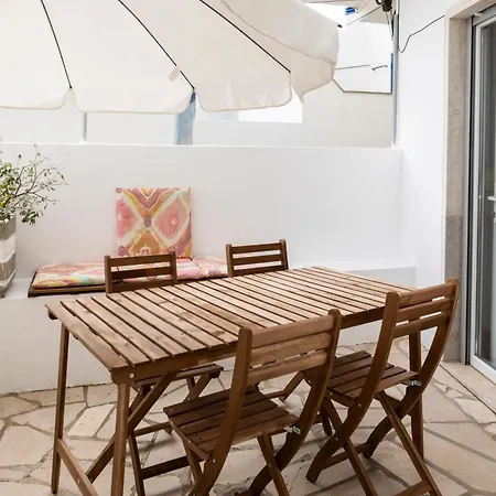 Casa Aguarelas - Apartamento