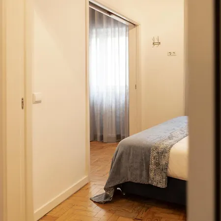 Apartamento Casa Aguarelas - *